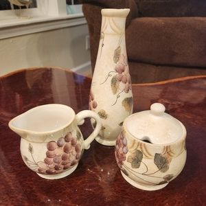 Oneida Creamer Set Hand Painted Veneto Grapes